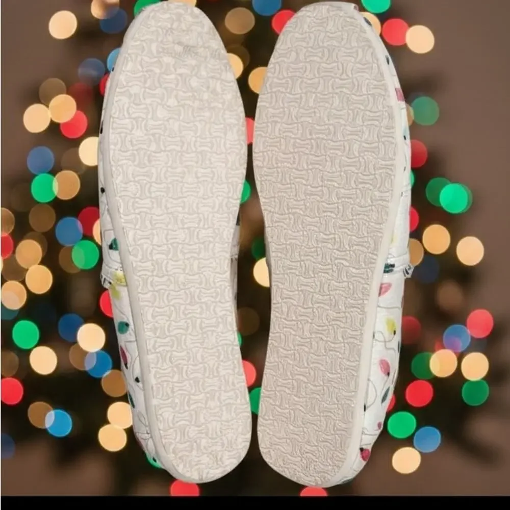 TOMS Womens Shoes Belmont Size 7.5 Natural Tree Lights Christmas Holiday NWOT